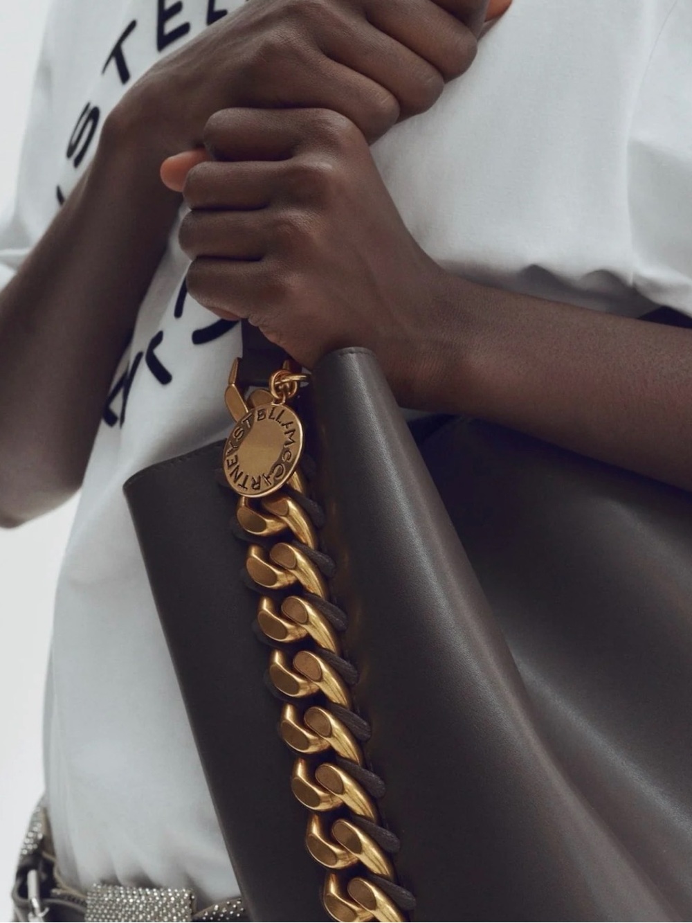 Stella McCartney and H&M collaboration Black Shoulder Bag with Gold Chain Sides - Picture 2 of 5
